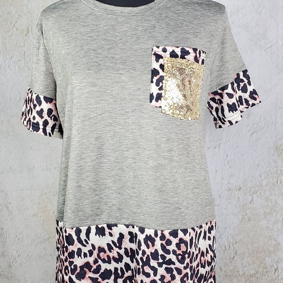 Grey T-shirt with Leopard and Sequin Pocket - Picture 4 of 6